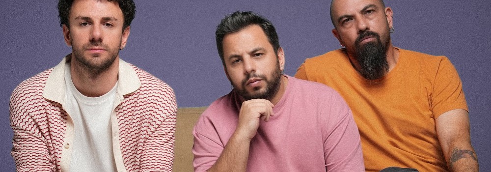 Başarılı müzik grubu Kaset, “Yarım Kalan Aşk” adlı yepyeni single çalışması ile 13 Mart’ta etkileyici bir geri dönüş yapıyor!