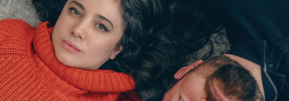 Emre Akbay ve Selin Çıngır’ın merakla beklenen düet çalışması “Yanıyor İçim”, 9 Ocak’ta dinleyicisiyle buluşacak!