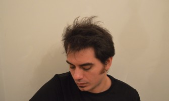 Emre Çetinberk, “Midemi Bulandıran Dünya” adını verdiği yeni single çalışmasını 28 Kasım’da piyasaya sunacak!