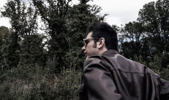 Emre Çetinberk’ten hikaye tadında bir şarkı: “Vali Konağı Caddesi”, 24 Nisan’da dinleyicisiyle buluşuyor!