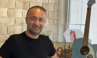 "Geleceğe Yatırım: Genç Sanatçılar ve Yeni Türler" Cengiz Erdem Müzik Endüstrisinin Geleceği Hakkında Konuştu