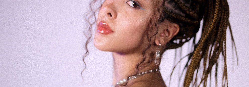 İrem Özen, “Baştan Başlasak Ya” adını verdiği yepyeni single çalışmasını 27 Mart’ta müzikseverlerin beğenisine sunuyor!