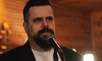 Kaan Cançoban, yeni teklisi “Bu Nasıl Bahar” ile 10 Nisan’da müzikseverlerle buluşmaya hazırlanıyor!