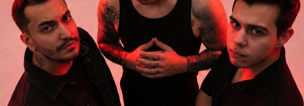 Rock-alternatif müziğin dikkat çeken gruplarından Milat, sevilen şarkılarına bir yenisini ekliyor: “İki Kadeh”, 27 Mart’ta yayında olacak!