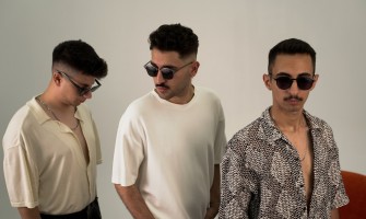 Rock-alternatif türünün sevilen gruplarından Aylak, “Sakla Uzaklara” adlı yepyeni single çalışmasını 6 Mart’ta piyasaya sunuyor!