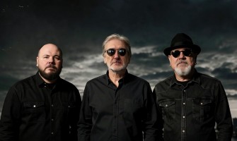 Sevilen müzik grubu Tual, “Baba” isimli yepyeni single çalışması ile 19 Haziran’da yayında olacak!
