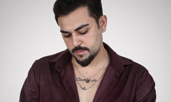 Süleyman Çapar, “1990” adını verdiği yepyeni single çalışmasını 24 Ekim’de piyasaya sunmaya hazırlanıyor! Süleyman Çapar, “1990” adını verdiği yepyeni single çalışmasını 24 Ekim’de piyasaya sunmaya hazırlanıyor!