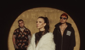 Türkiye’nin sevilen rock gruplarından Model, yeni şarkısı “Zaten Ağzım Bozuk” ile 23 Ekim’de yayında olacak!
