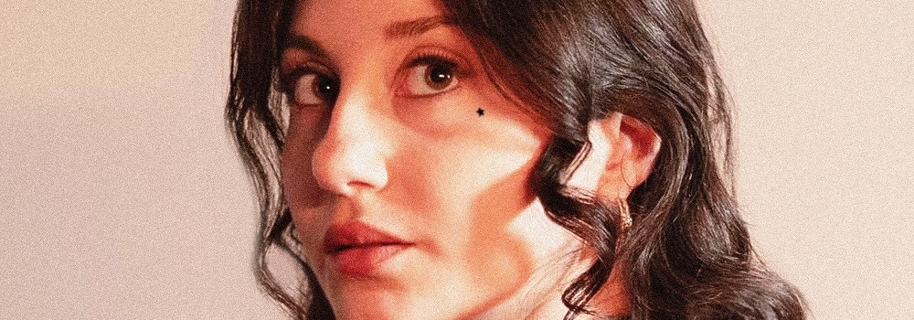 Yetenekli sanatçı ilaydá’dan yepyeni single sürprizi: “bi’ şans ver”, 24 Nisan’da sizlerle buluşacak!