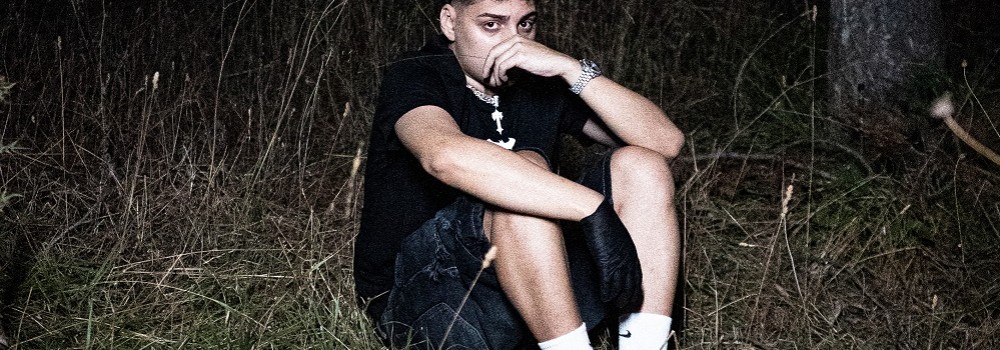 Zacklona, “00STAR (Sana Anlatamam)” isimli yepyeni şarkısını 30 Ocak’ta dinleyicisiyle buluşturmaya hazırlanıyor!